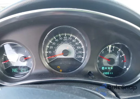 2011 Chrysler 200 Touring z USA, uszkodzony, nr VIN 1C3BC1FB3BN576836